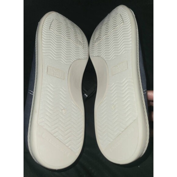 Time &Tru Memory Foam Women"s Sneakers. Size 8 Wide - Picture 6 of 11